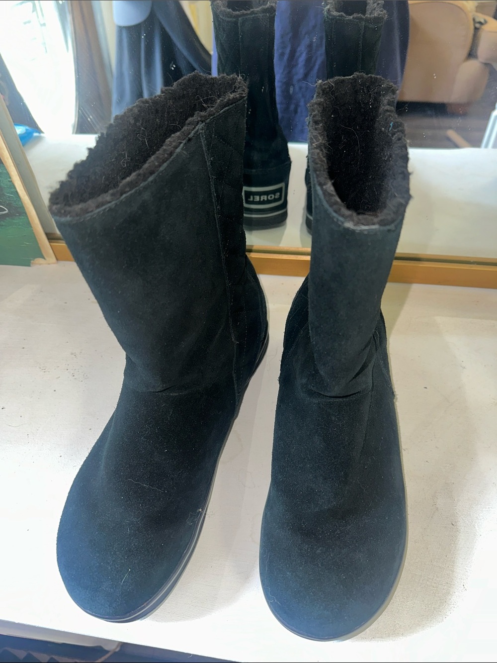 Sorel Waterproof Black Suede Faux Fur Winter Boots Women’s Size 11